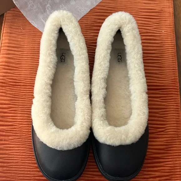 NEW UGG Zora leather ballet flat - Picture 7 of 8